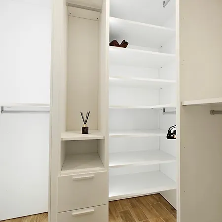 Black Diamond Apartment Zabbar